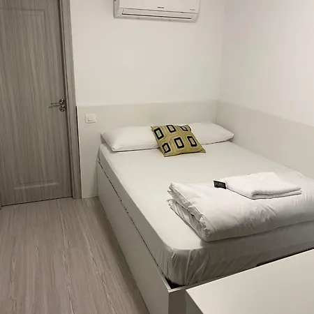 Hotel Small Old Town Bukarest