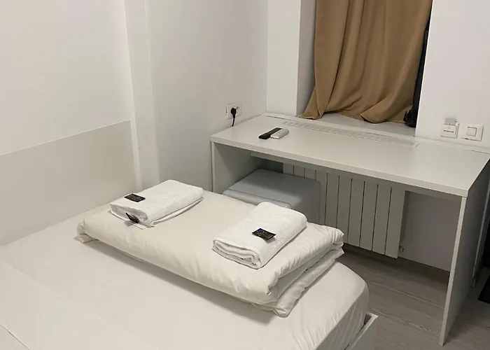 Готель Small Old Town