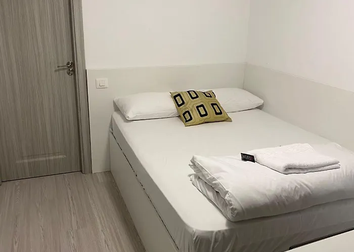 Hotel Small Old Town Bukareszt